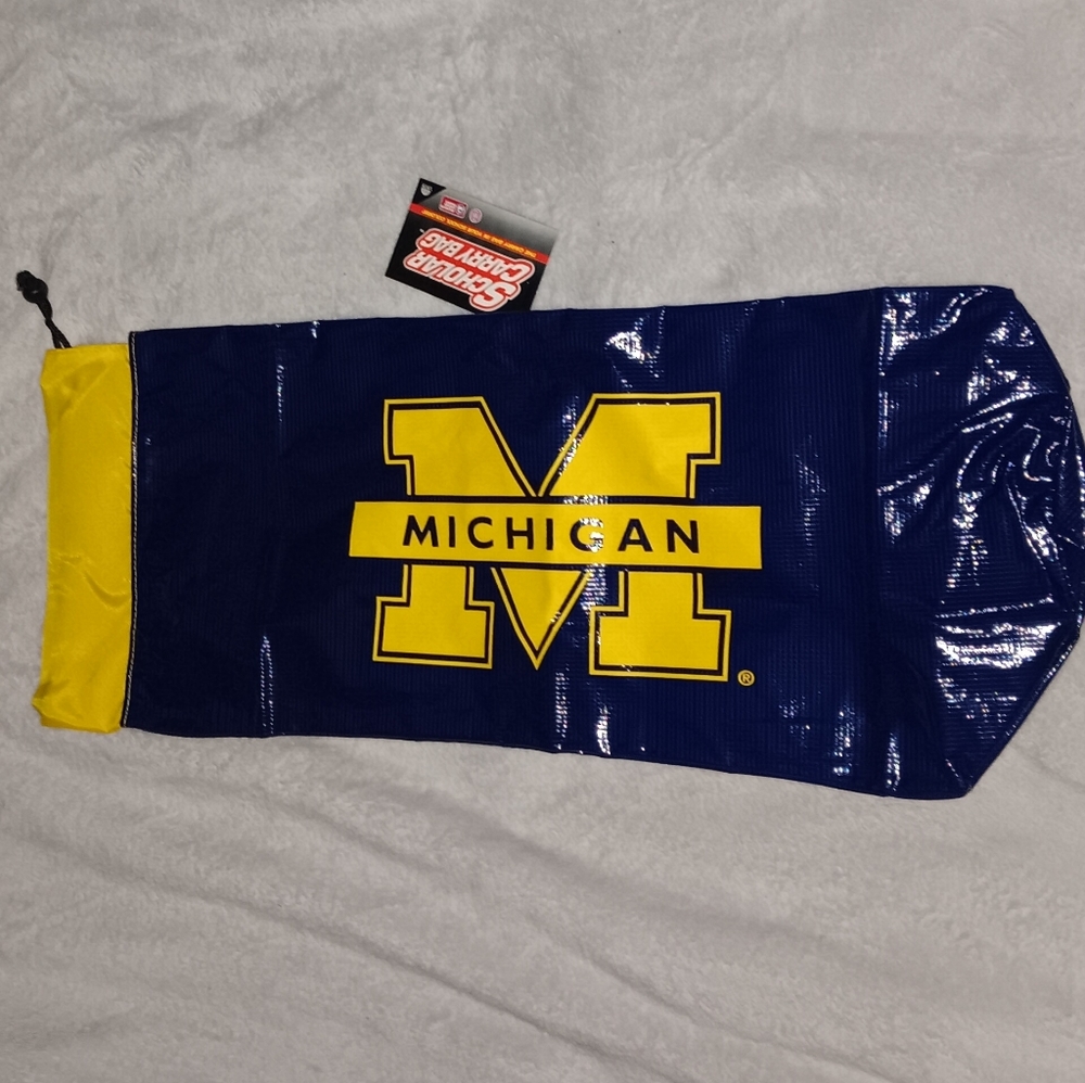 New Michigan Wolverines Carry Bag Draw String Adjustable Strap Plastic Nylon